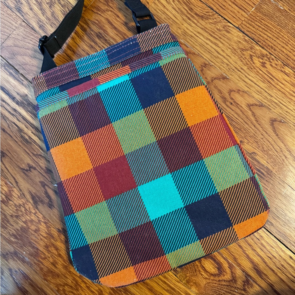 Kavu Cross body bag